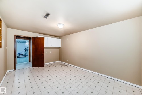 3629 117 Avenue, Edmonton, AB - Indoor