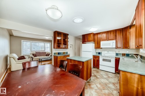 3629 117 Avenue, Edmonton, AB - Indoor