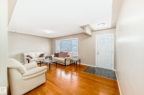 3629 117 Avenue, Edmonton, AB - Indoor