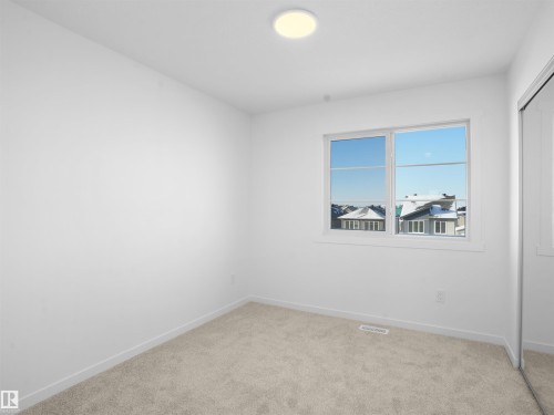 530 Uplands Drive, Edmonton, AB - Indoor Photo Showing Other Room