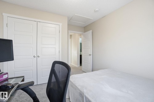 529 Crystallina Nera Drive, Edmonton, AB - Indoor Photo Showing Bedroom