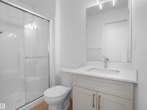 2706 Alces Way, Edmonton, AB - Indoor Photo Showing Bathroom