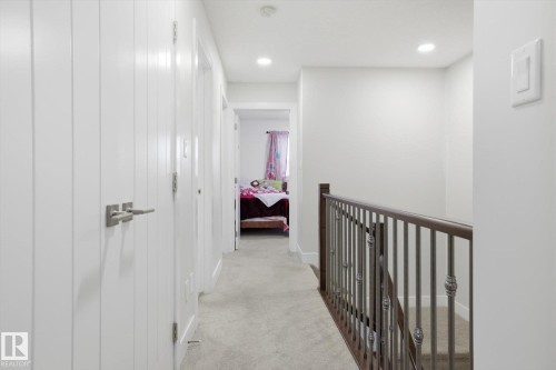 1005 Mcconachie Boulevard, Edmonton, AB - Indoor Photo Showing Other Room