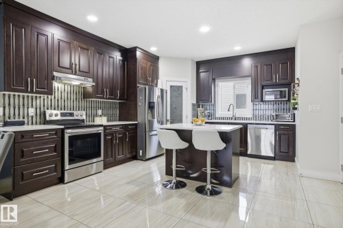 1005 Mcconachie Boulevard, Edmonton, AB - Indoor Photo Showing Kitchen With Stainless Steel Kitchen With Upgraded Kitchen