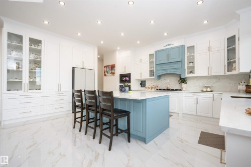 50452 Rge Rd 245, Rural Leduc County, AB - Indoor Photo Showing Kitchen With Upgraded Kitchen