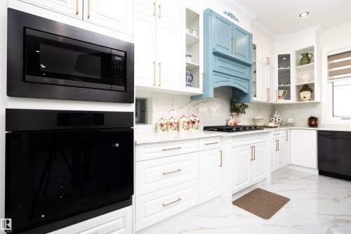 50452 Rge Rd 245, Rural Leduc County, AB - Indoor Photo Showing Kitchen With Upgraded Kitchen