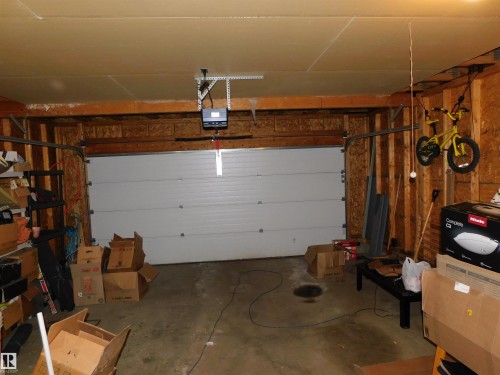 1239 Mckinney Crest, Edmonton, AB - Indoor Photo Showing Garage
