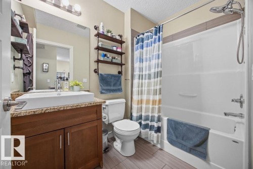 112 1238 Windermere Way, Edmonton, AB - Indoor Photo Showing Bathroom