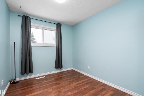 3207 107 Avenue, Edmonton, AB - Indoor Photo Showing Other Room