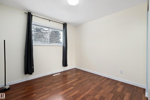 3207 107 Avenue, Edmonton, AB - Indoor Photo Showing Other Room