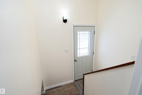 3207 107 Avenue, Edmonton, AB - Indoor Photo Showing Other Room