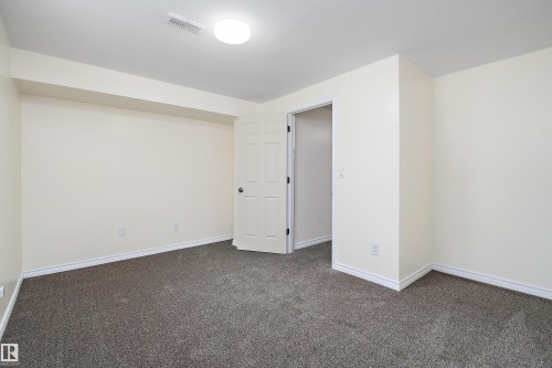 3207 107 Avenue, Edmonton, AB - Indoor Photo Showing Other Room
