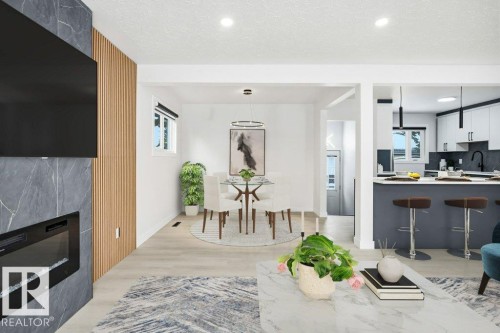 16206 83 Avenue, Edmonton, AB - Indoor With Fireplace
