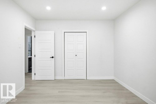 16206 83 Avenue, Edmonton, AB - Indoor Photo Showing Other Room