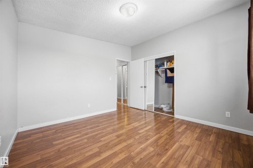 7918 121 Avenue, Edmonton, AB - Indoor Photo Showing Other Room
