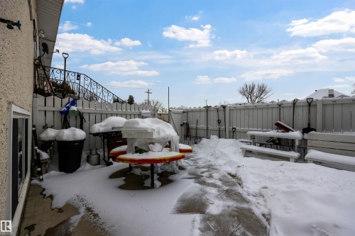 7918 121 Avenue, Edmonton, AB - Outdoor