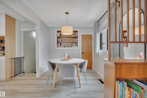 11005 155 Street, Edmonton, AB - Indoor Photo Showing Dining Room