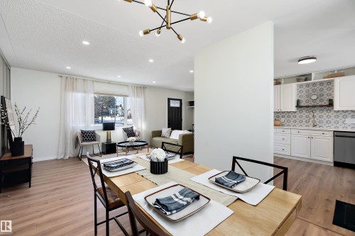 9239 Ottewell Road, Edmonton, AB - Indoor