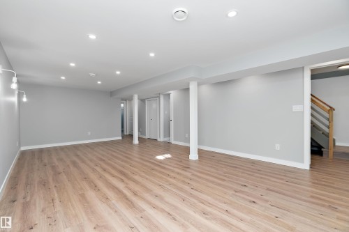 9239 Ottewell Road, Edmonton, AB - Indoor Photo Showing Other Room