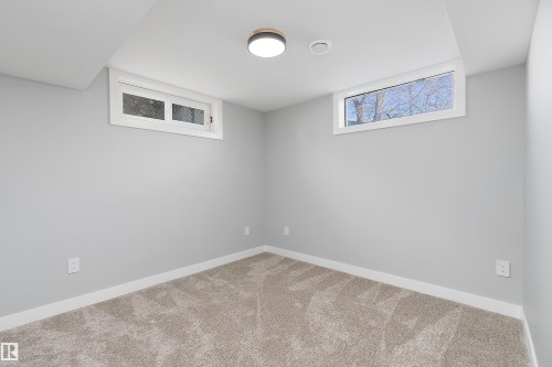 9239 Ottewell Road, Edmonton, AB - Indoor Photo Showing Other Room