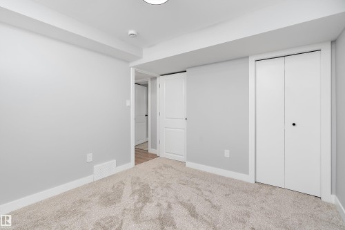 9239 Ottewell Road, Edmonton, AB - Indoor Photo Showing Other Room