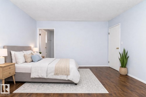 1511 104 Street, Edmonton, AB - Indoor Photo Showing Bedroom