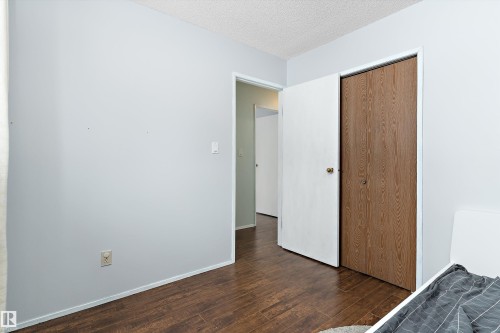 1511 104 Street, Edmonton, AB - Indoor
