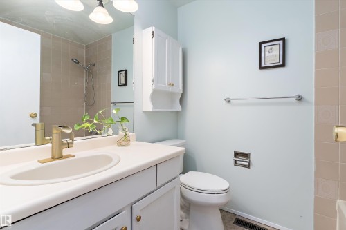 1511 104 Street, Edmonton, AB - Indoor Photo Showing Bathroom