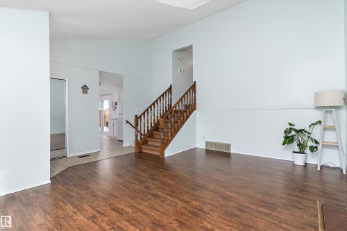 1511 104 Street, Edmonton, AB - Indoor Photo Showing Other Room