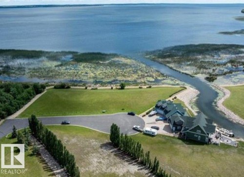 2 Sunset Harbour, Rural Wetaskiwin County, AB 