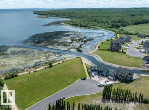 2 Sunset Harbour, Rural Wetaskiwin County, AB 