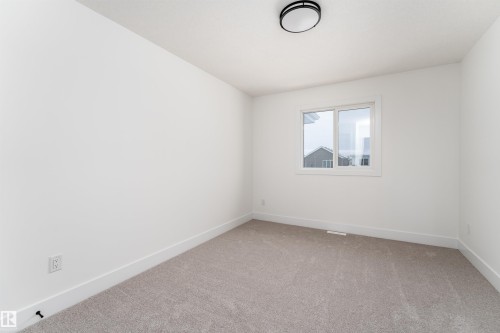 3103 Magpie Way, Edmonton, AB - Indoor Photo Showing Other Room