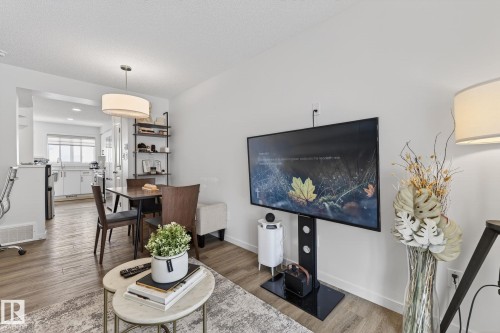 46 850 Secord Boulevard, Edmonton, AB - Indoor