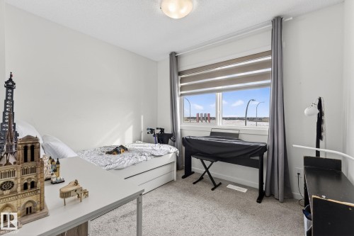 46 850 Secord Boulevard, Edmonton, AB - Indoor