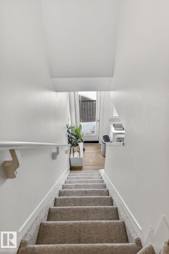 46 850 Secord Boulevard, Edmonton, AB - Indoor Photo Showing Other Room