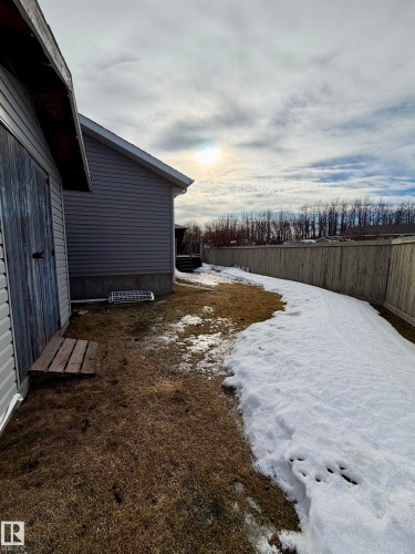 1 Jutland Crescent, Stony Plain, AB - Outdoor