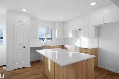 275 Deer Valley Drive, Leduc, AB - Indoor Photo Showing Kitchen