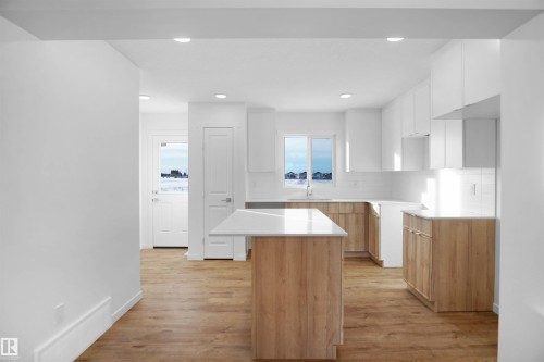 275 Deer Valley Drive, Leduc, AB - Indoor Photo Showing Kitchen