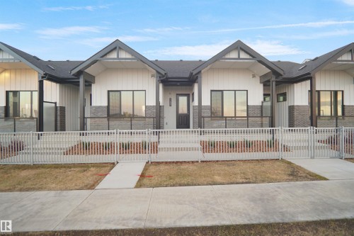 7515 Observer Lane, Edmonton, AB - Outdoor With Facade