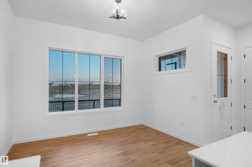 7515 Observer Lane, Edmonton, AB - Indoor Photo Showing Other Room