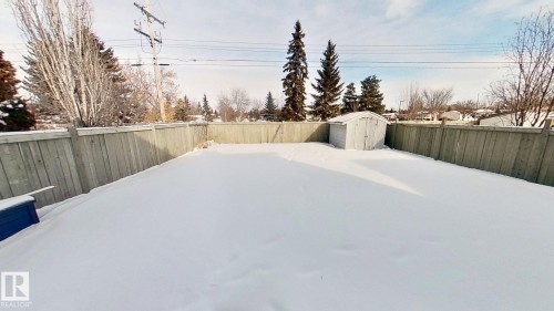 24 Pipestone Drive, Devon, AB - Outdoor