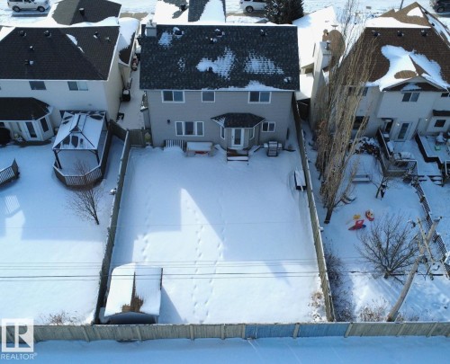 24 Pipestone Drive, Devon, AB - Outdoor