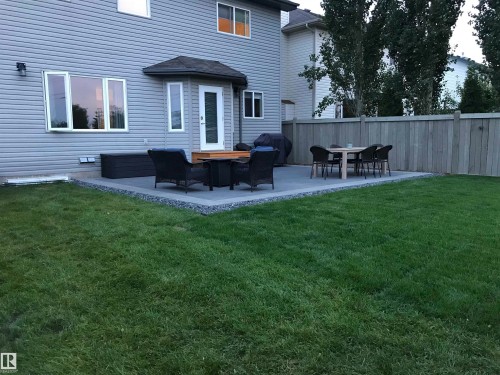 24 Pipestone Drive, Devon, AB - Outdoor