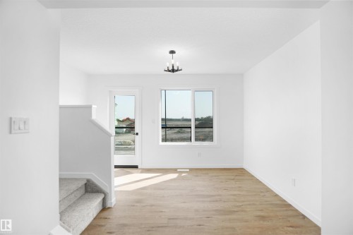 5158 River'S Edge Way, Edmonton, AB - Indoor Photo Showing Other Room