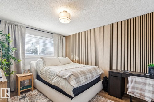 3021 105A Street, Edmonton, AB - Indoor Photo Showing Bedroom