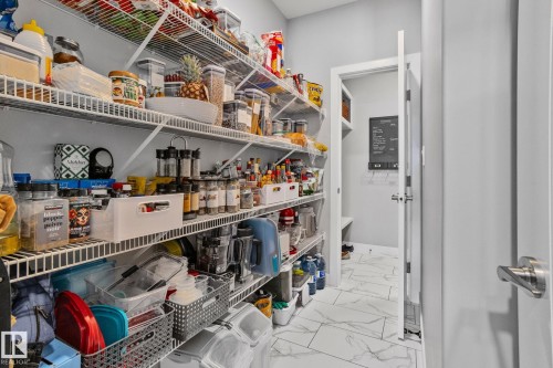 View of storage area - 324 41 Street, Edmonton, AB - Indoor With Storage