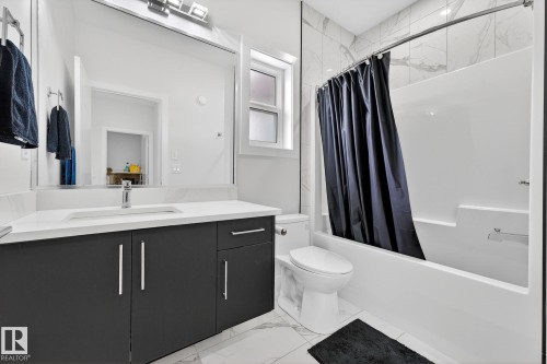 4413 39 Street, Beaumont, AB - Indoor Photo Showing Bathroom