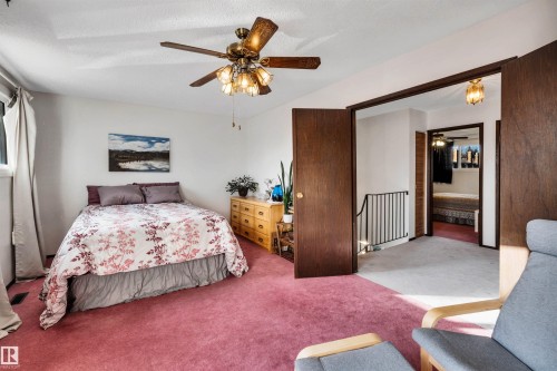 3314 130A Avenue, Edmonton, AB - Indoor Photo Showing Bedroom