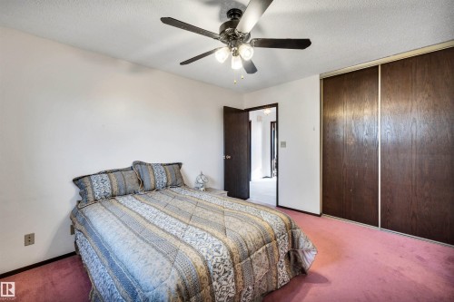 3314 130A Avenue, Edmonton, AB - Indoor Photo Showing Bedroom