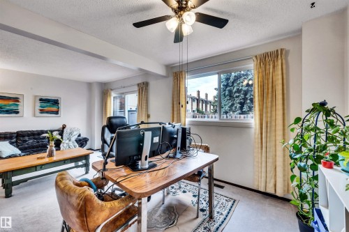 3314 130A Avenue, Edmonton, AB - Indoor Photo Showing Office
